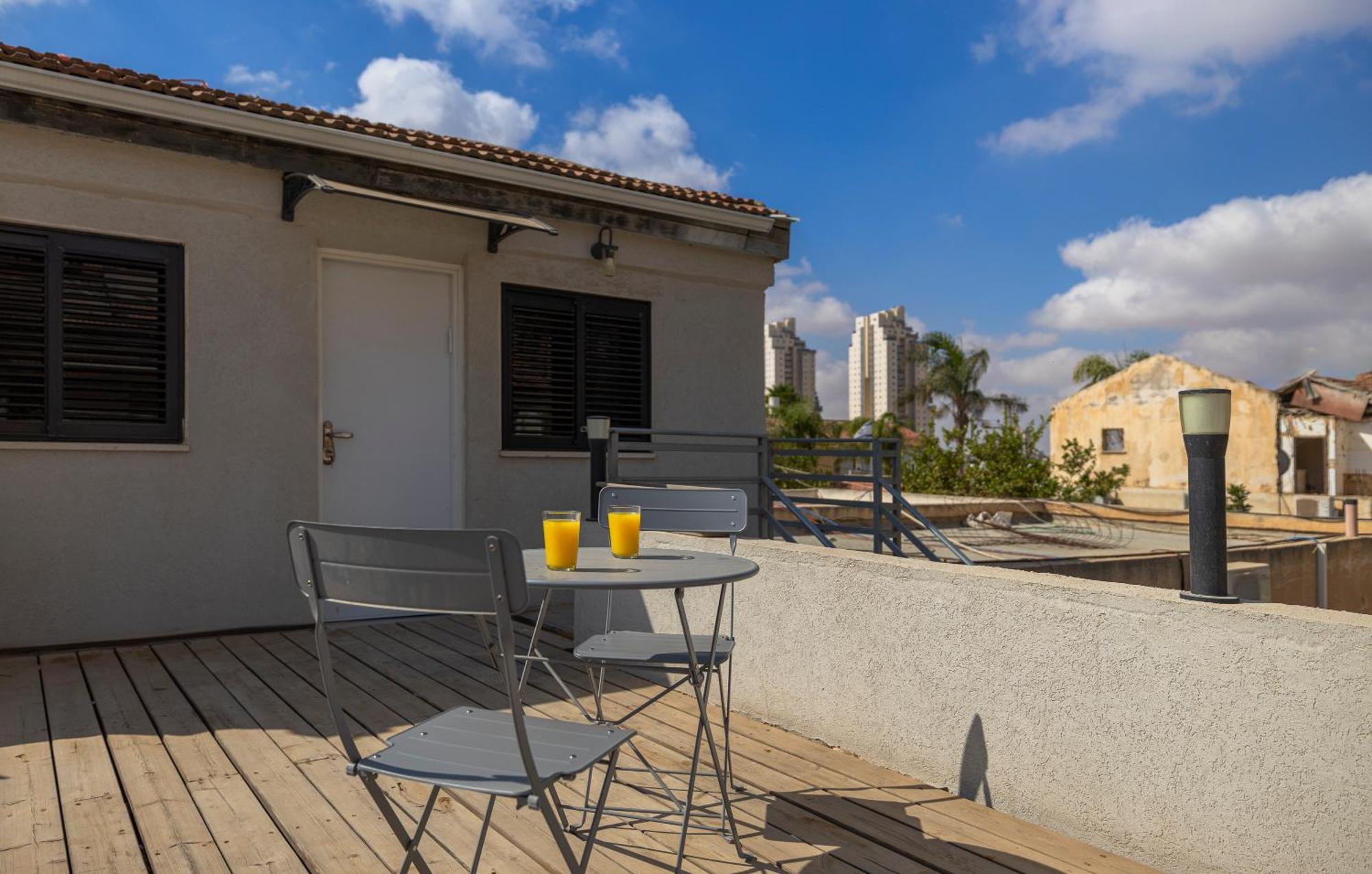 Alapark - More Apartments Beersheba Buitenkant foto
