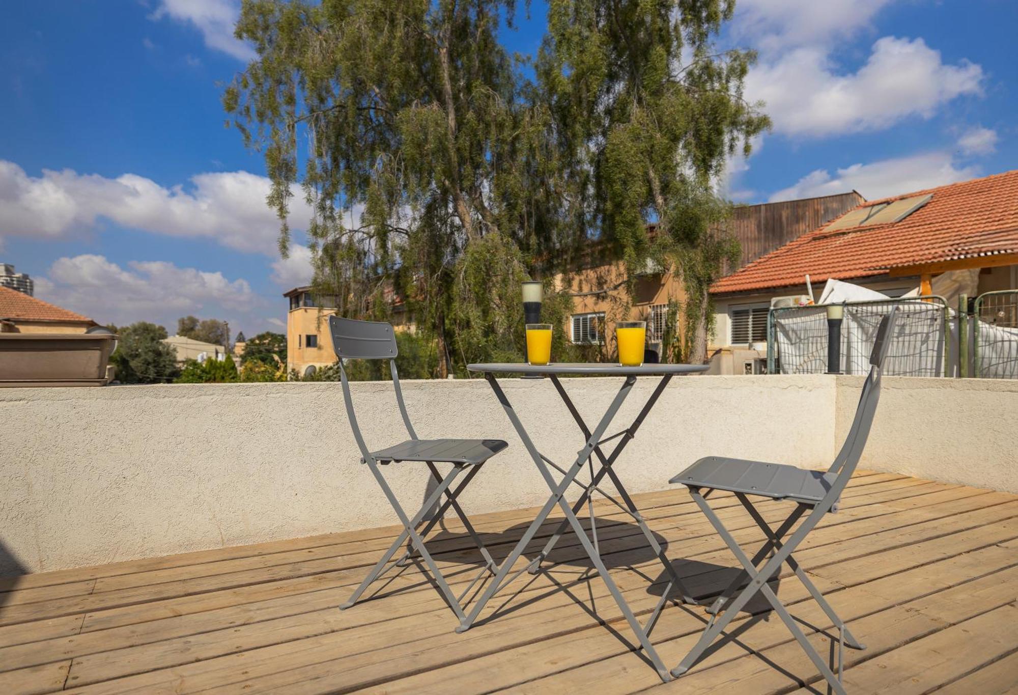 Alapark - More Apartments Beersheba Buitenkant foto